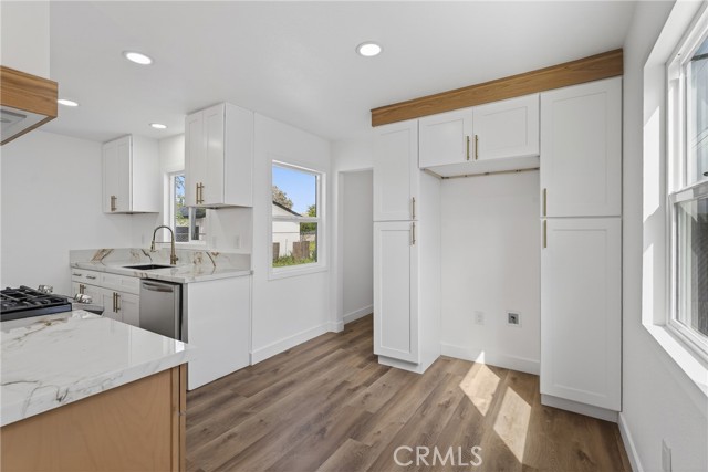 Detail Gallery Image 17 of 31 For 1095 E Phillips Blvd, Pomona,  CA 91766 - 2 Beds | 1 Baths