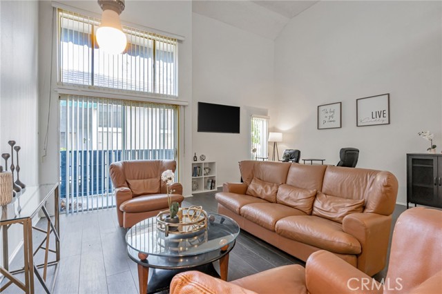 Detail Gallery Image 9 of 34 For 18645 Hatteras St #203,  Tarzana,  CA 91356 - 1 Beds | 1 Baths