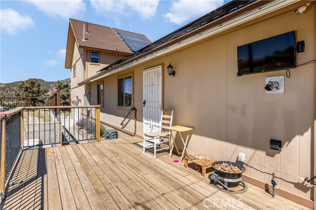 Detail Gallery Image 7 of 56 For 46076 Rustic Canyon Rd, Big Bear City,  CA 92314 - 3 Beds | 2 Baths