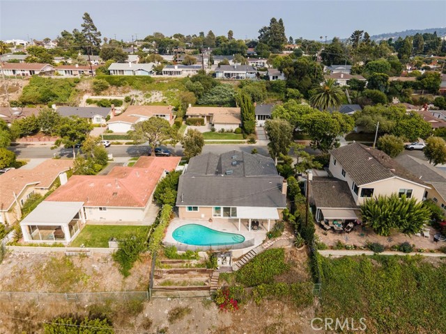 27105 Springcreek Road, Rancho Palos Verdes, California 90275, 4 Bedrooms Bedrooms, ,3 BathroomsBathrooms,Residential,Sold,Springcreek,PV21190601