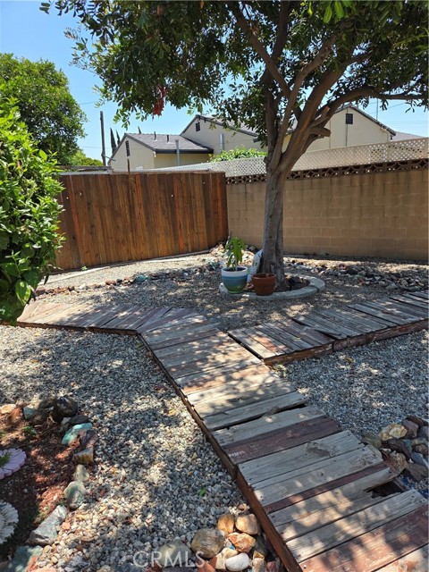 Detail Gallery Image 11 of 13 For 4026 Daines Dr, Arcadia,  CA 91006 - 2 Beds | 1 Baths