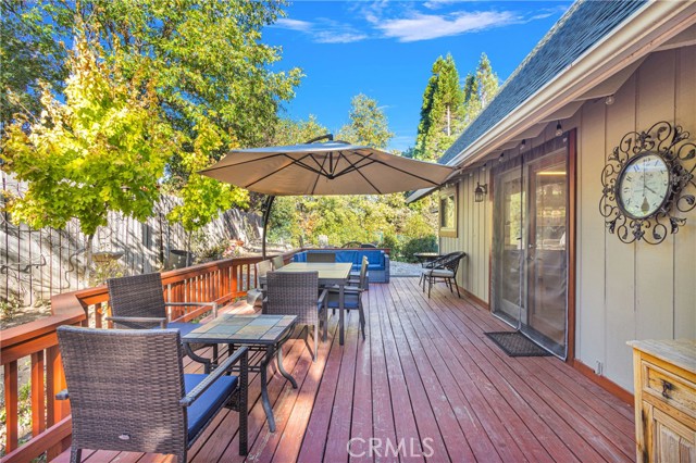 Detail Gallery Image 35 of 41 For 27919 St Bernard Ln, Lake Arrowhead,  CA 92352 - 4 Beds | 2 Baths