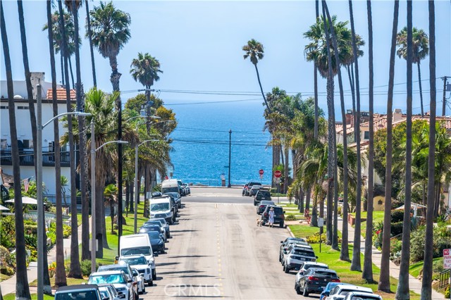 304 Avenue E, Redondo Beach CA: https://media.crmls.org/medias/3e1b351e-4185-4d24-8da8-e52d213ebfc8.jpg