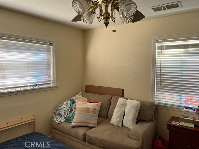 Detail Gallery Image 6 of 17 For 201 Creed, Antioch,  CA 94509 - 4 Beds | 2 Baths