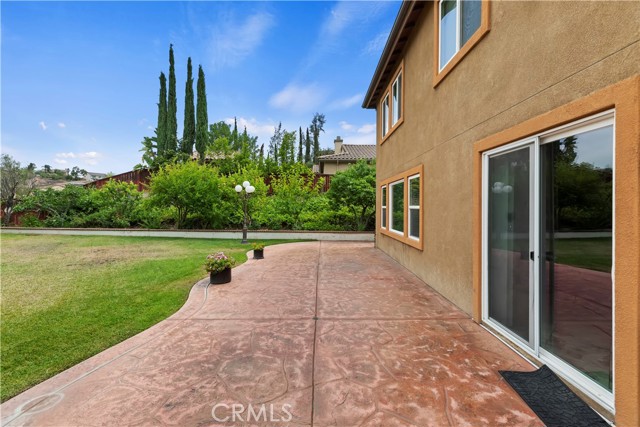 16183 Village Meadow Drive, Riverside CA: https://media.crmls.org/medias/3e1c64b4-86ce-4f8e-b4da-41308ebdd374.jpg