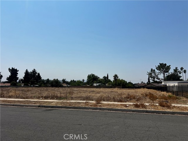 Detail Gallery Image 1 of 2 For 0 E Victoria St, Rialto,  CA 92376 - – Beds | – Baths