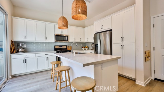 Detail Gallery Image 11 of 49 For 4173 Horvath St #105,  Corona,  CA 92883 - 3 Beds | 2/1 Baths