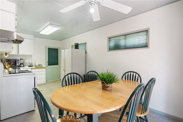 Detail Gallery Image 10 of 22 For 1005 Nana Ave, Big Bear City,  CA 92314 - 2 Beds | 2 Baths