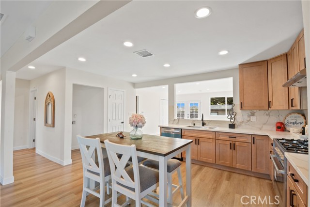 Detail Gallery Image 12 of 37 For 223 N Lark Ellen, West Covina,  CA 91791 - 3 Beds | 3 Baths