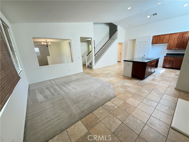1541 Midnight Sun Drive, Beaumont CA: https://media.crmls.org/medias/3e1ed6c7-68f7-4447-b054-f21e3048a0f8.jpg