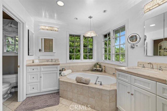 Detail Gallery Image 16 of 25 For 24 Buckskin Ln, Rolling Hills Estates,  CA 90274 - 4 Beds | 4 Baths