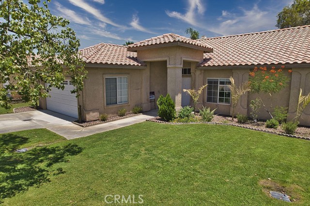 Detail Gallery Image 3 of 14 For 43950 Milan Ct, La Quinta,  CA 92253 - 3 Beds | 2 Baths