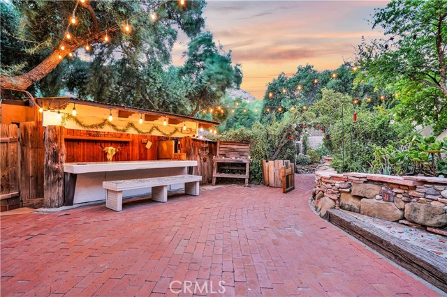 Detail Gallery Image 7 of 33 For 110 Box Canyon, Canoga Park,  CA 91304 - 3 Beds | 2/1 Baths