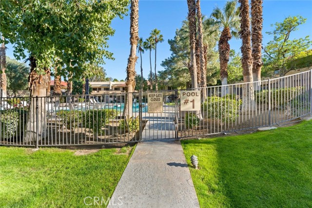 Detail Gallery Image 11 of 17 For 2812 N Auburn Ct #202,  Palm Springs,  CA 92262 - 1 Beds | 1 Baths