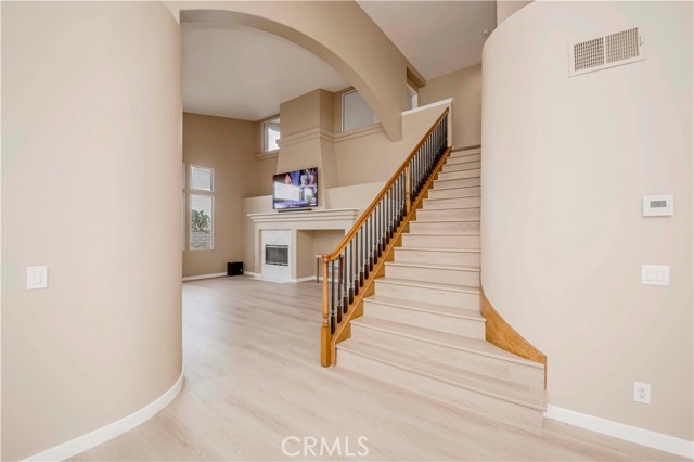 5338 S Chariton Avenue, Ladera Heights CA: https://media.crmls.org/medias/3e21cfde-6003-4d11-9166-86201c5501ce.jpg