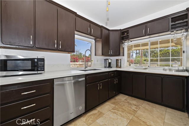 41520 Rancho Manana Lane, Rancho Mirage CA: https://media.crmls.org/medias/3e22bb30-ca9f-4f83-a452-1c171e1b2533.jpg