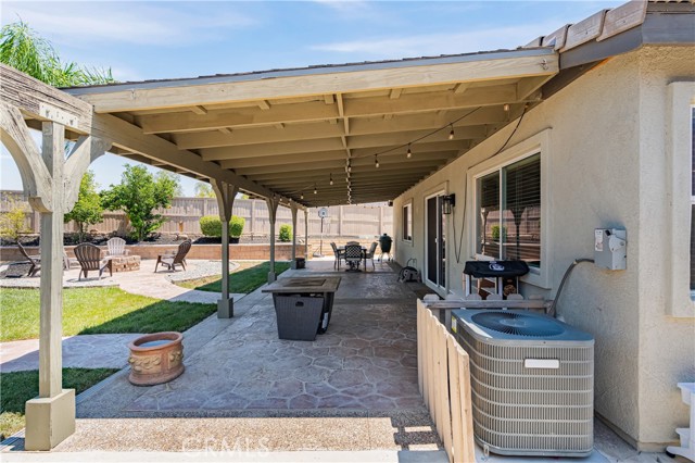 23470 Badger Creek Lane, Menifee CA: https://media.crmls.org/medias/3e2339db-9266-4196-af72-9e401bca36d1.jpg