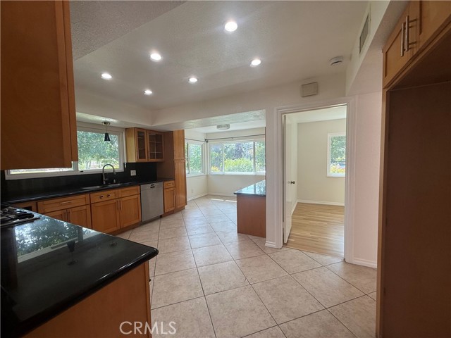 Detail Gallery Image 25 of 67 For 61 E Orange Grove, Arcadia,  CA 91006 - 3 Beds | 2/1 Baths