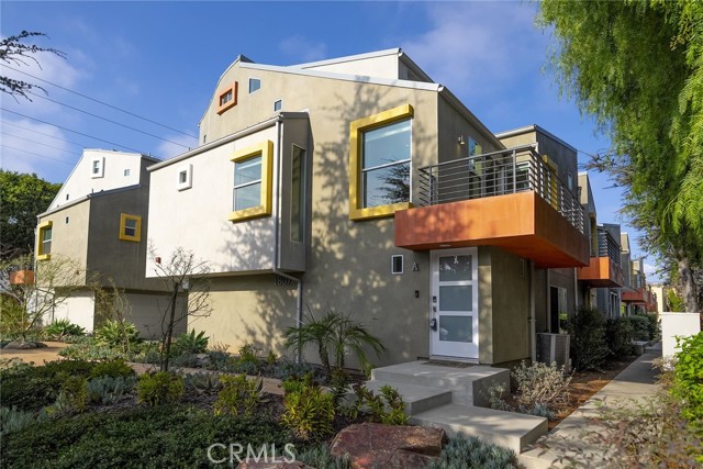 1807 16th Street, A photo 2