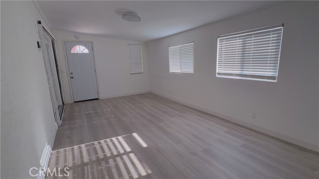 305 North Sunset Avenue photo 4