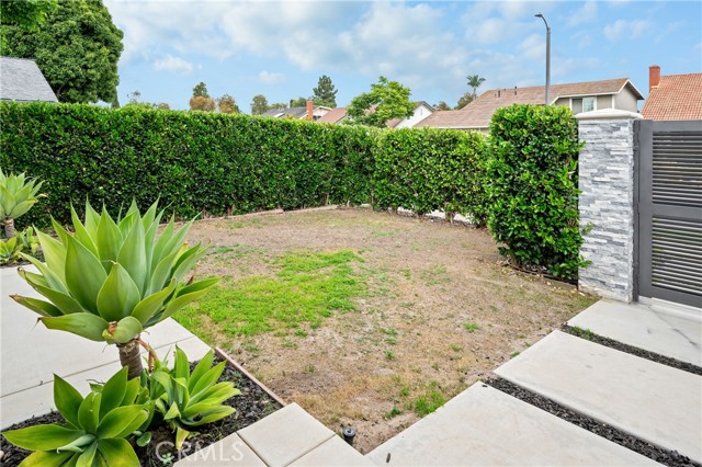 15441 Alsace Circle, Irvine CA: https://media.crmls.org/medias/3e2551b3-be42-4b8c-aef8-55d8d99f3ca6.jpg