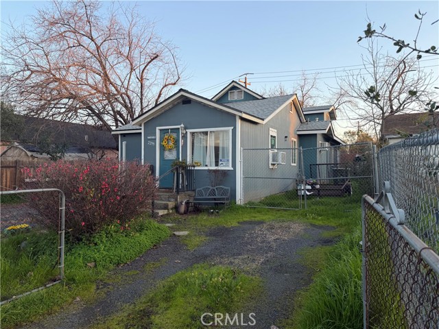 Detail Gallery Image 2 of 26 For 2299 Oro Bangor, Oroville,  CA 95966 - 3 Beds | 2 Baths