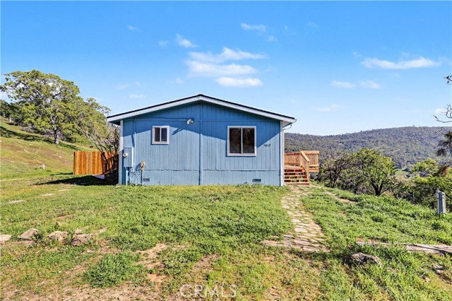 Detail Gallery Image 3 of 75 For 5612 Gold Creek, Mariposa,  CA 95338 - 3 Beds | 2 Baths