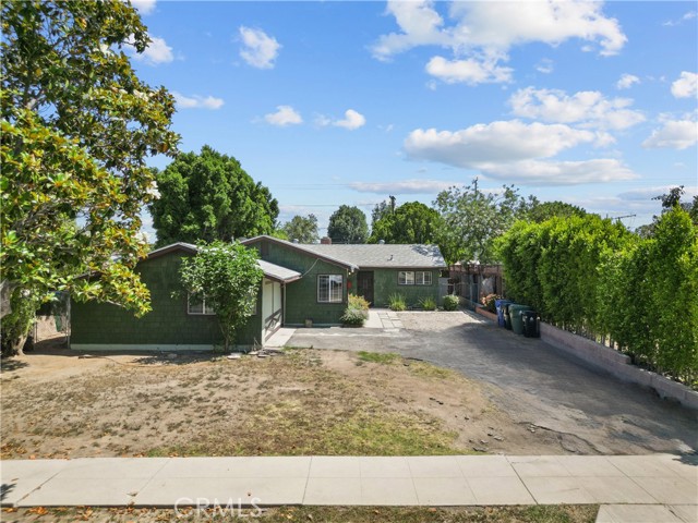 17172 Lahey Street, Granada Hills CA: https://media.crmls.org/medias/3e26259f-ad99-4661-9fa6-a176c552bcab.jpg
