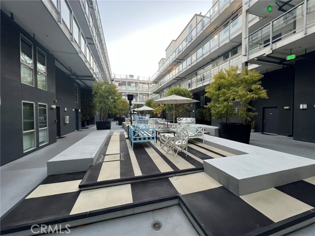 4215 Glencoe Avenue, Marina del Rey CA: https://media.crmls.org/medias/3e265085-a293-4b88-b4d8-8a97d9ba3bdf.jpg