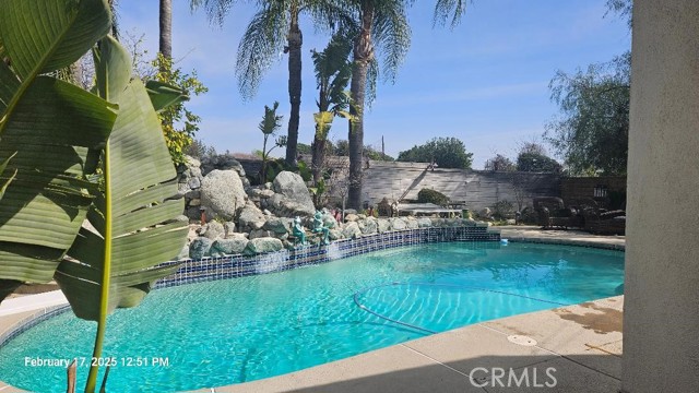1319 W 25th Street, Upland CA: https://media.crmls.org/medias/3e265d26-42b4-498a-8e50-122ceee1ca9e.jpg