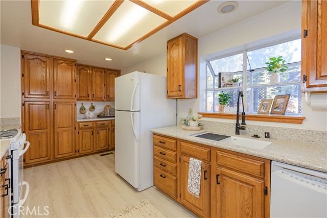 43144 Moonridge Road, Big Bear Lake CA: https://media.crmls.org/medias/3e277607-30a8-4062-bad4-577eade1ad8e.jpg