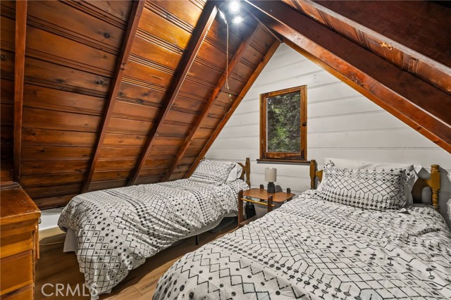 782 W Village, Crestline, CA 92325
