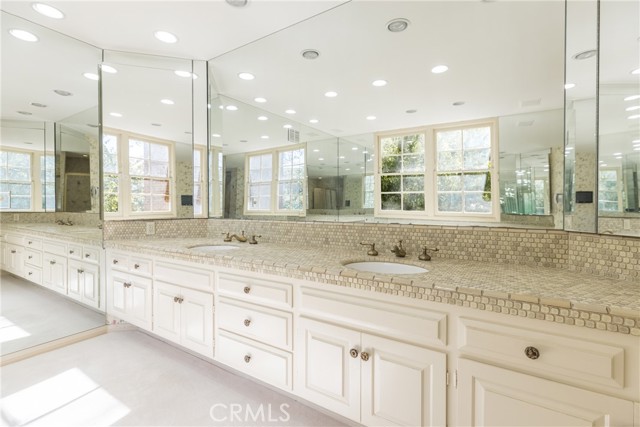 Drew Fenton | 12386 Ridge Circle Los Angeles CA | MLS: 7461682