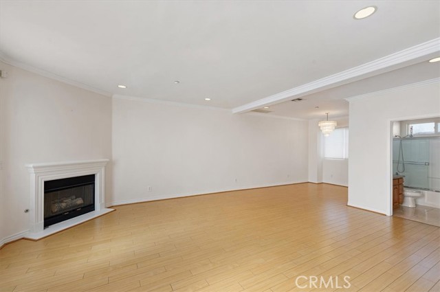 Detail Gallery Image 4 of 21 For 1927 Strathmore #G,  San Gabriel,  CA 91776 - 3 Beds | 3 Baths