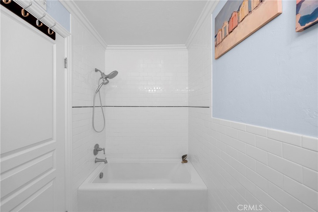 MLS #OC26138528 image #35