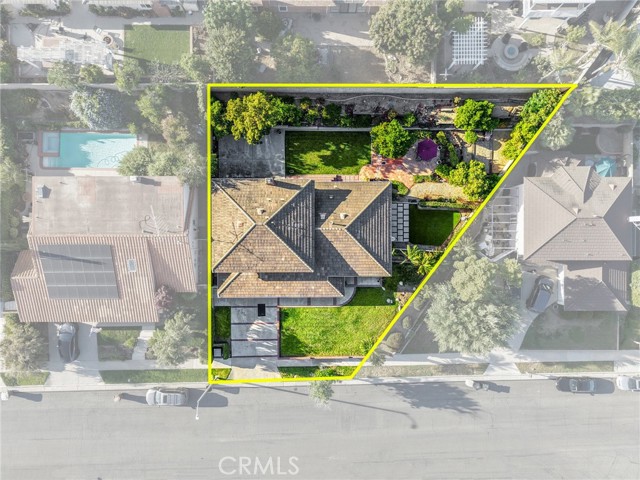 Detail Gallery Image 2 of 28 For 419 Clairmont Ave, Placentia,  CA 92870 - 4 Beds | 3 Baths