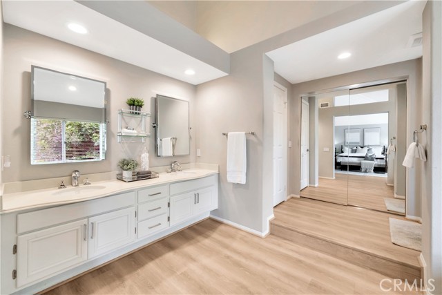 Detail Gallery Image 25 of 59 For 35 Rimani Dr, Mission Viejo,  CA 92692 - 4 Beds | 3 Baths