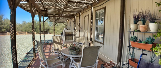 Detail Gallery Image 6 of 44 For 10975 Decker, Oak Hills,  CA 92344 - 3 Beds | 2 Baths