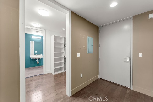 Detail Gallery Image 5 of 31 For 433 Pine Ave #102,  Long Beach,  CA 90802 - 1 Beds | 1 Baths