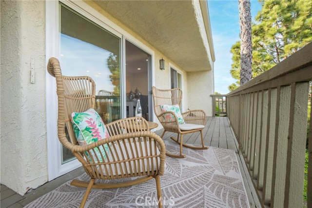 98 Cottonwood Circle, Rolling Hills Estates, California 90274, 3 Bedrooms Bedrooms, ,3 BathroomsBathrooms,Residential,Sold,Cottonwood,SB22075133