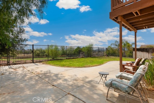38552 Members Club Drive, Murrieta CA: https://media.crmls.org/medias/3e2ad2e2-4296-4ec8-8881-40c5ebd87a9f.jpg