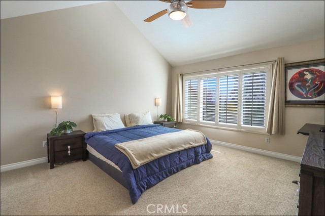 21055 Avenida Magnifica, Lake Forest CA: https://media.crmls.org/medias/3e2b1561-2795-4793-9b53-1bb1ff3ef9c7.jpg