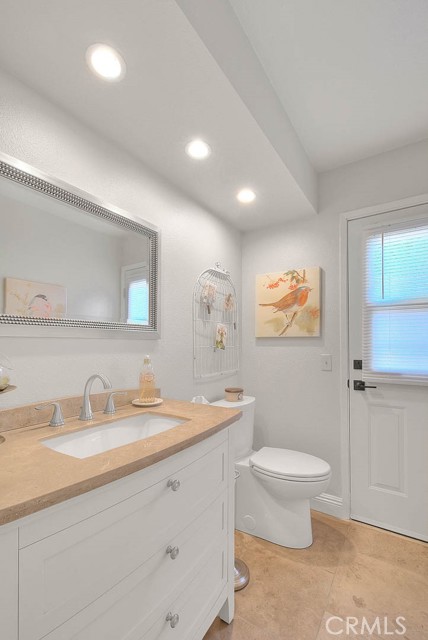 13563 Meadow Crest Drive, Chino Hills CA: https://media.crmls.org/medias/3e2b1c53-d1db-4caf-9285-1a6a8a9d48a0.jpg