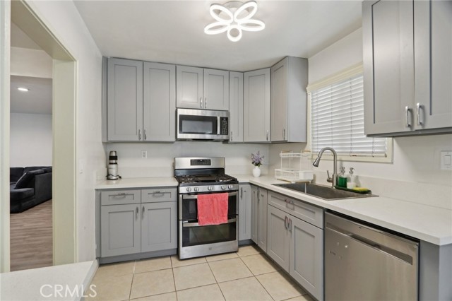 Detail Gallery Image 7 of 24 For 1120 Highland Oaks Dr, Arcadia,  CA 91006 - 4 Beds | 3 Baths