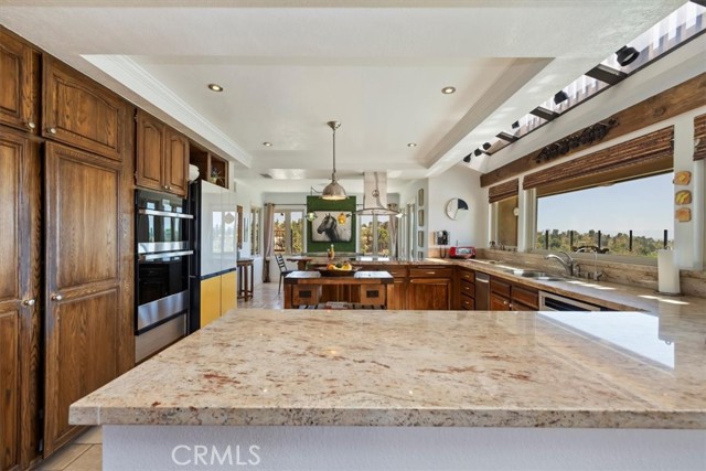 28212 San Marcos, Mission Viejo CA: https://media.crmls.org/medias/3e2c8c10-72a7-4188-b368-d3842936060e.jpg