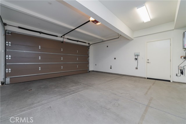 111 Omar, Irvine CA: https://media.crmls.org/medias/3e2cdd02-9c9a-4ac3-bc35-5e2ae5197997.jpg