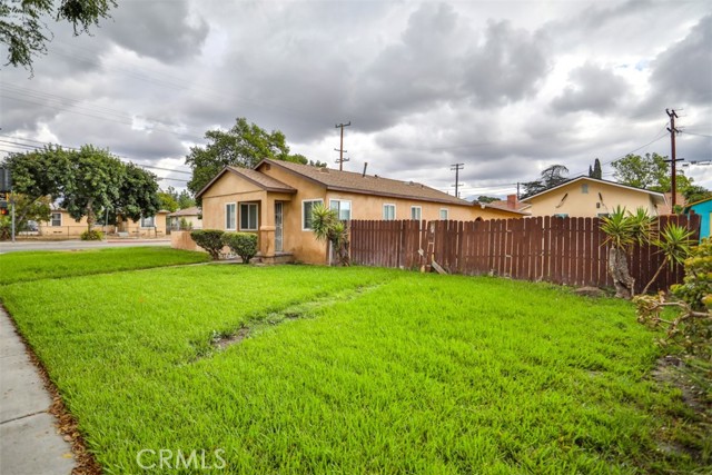 Detail Gallery Image 2 of 54 For 1491 Crestview Ave, San Bernardino,  CA 92404 - 5 Beds | 3 Baths