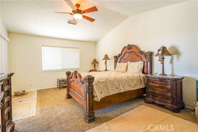 Detail Gallery Image 11 of 35 For 11095 11th Ave, Hesperia,  CA 92345 - 6 Beds | 4 Baths