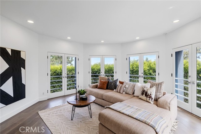 2310 Laurel Bluff, Manhattan Beach, California 90266, 4 Bedrooms Bedrooms, ,3 BathroomsBathrooms,Residential,Sold,Laurel Bluff,SB22159511