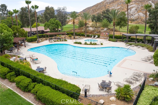 570 Olazabal Drive, Hemet CA: https://media.crmls.org/medias/3e30d28e-3415-4863-a329-a3c225be1d2b.jpg